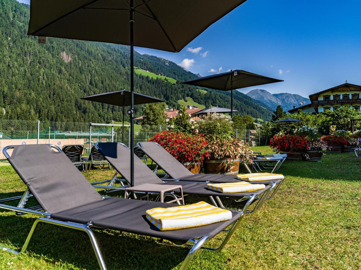 Happy Stubai Hotel Neustift im Stubaital Exterior foto